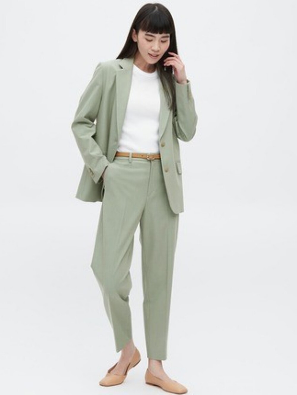 Uniqlo Smart Ankle Pants in light green, size XS